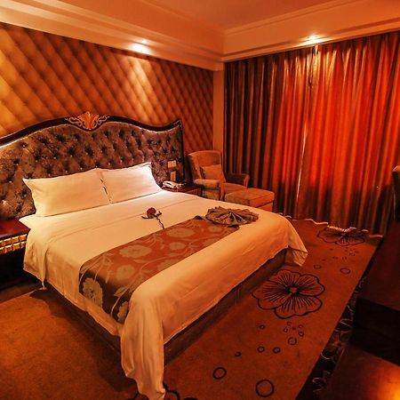 Chengdu Aviation Hotel Exterior photo