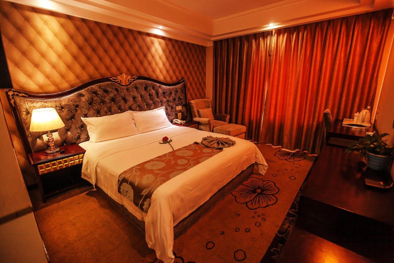 Chengdu Aviation Hotel Exterior photo