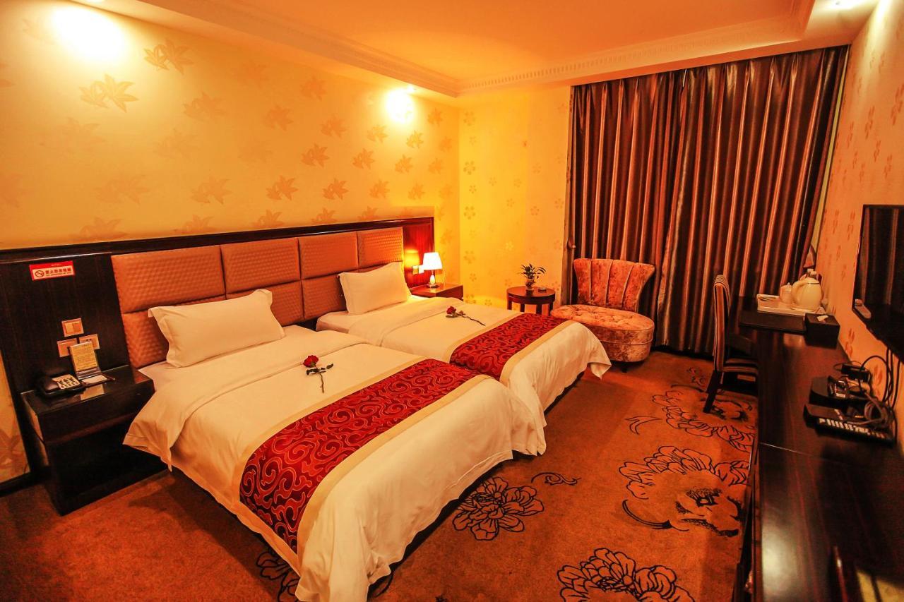 Chengdu Aviation Hotel Exterior photo